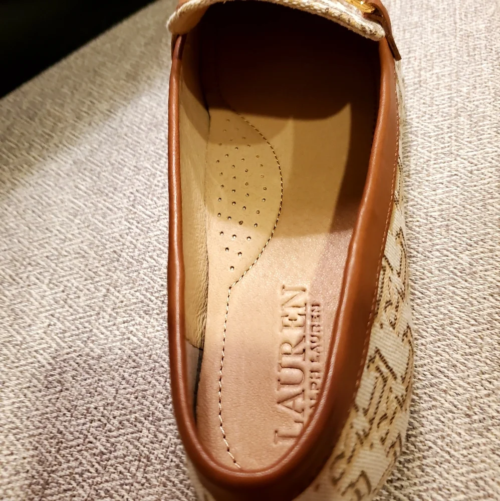 Lauren Ralph Lauren Logo Loafers size 8